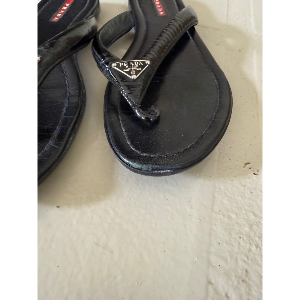 Prada Black Patent Leather Triangle Logo Thong Sandals 7 - Picture 2 of 13